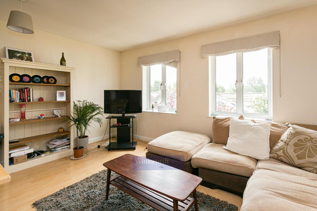 2 bed Apartment for rent in Camberwell. From Winkworth - Kennington Sales