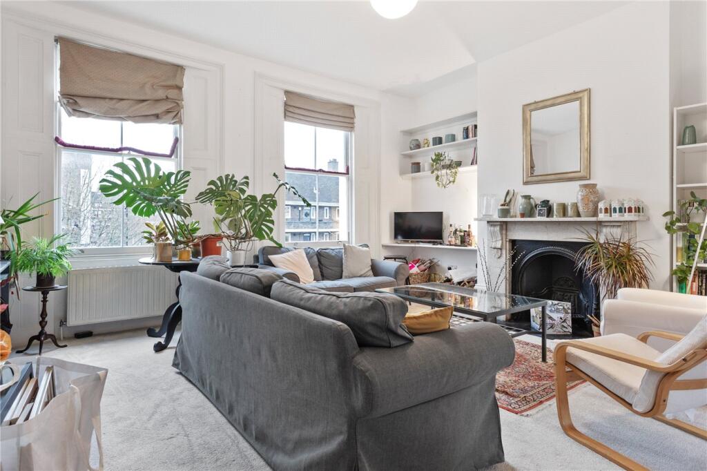 3 bed Apartment for rent in London. From Winkworth - Kennington Sales