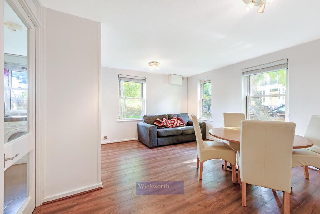 1 bed Apartment for rent in Clapham. From Winkworth - Kennington Sales
