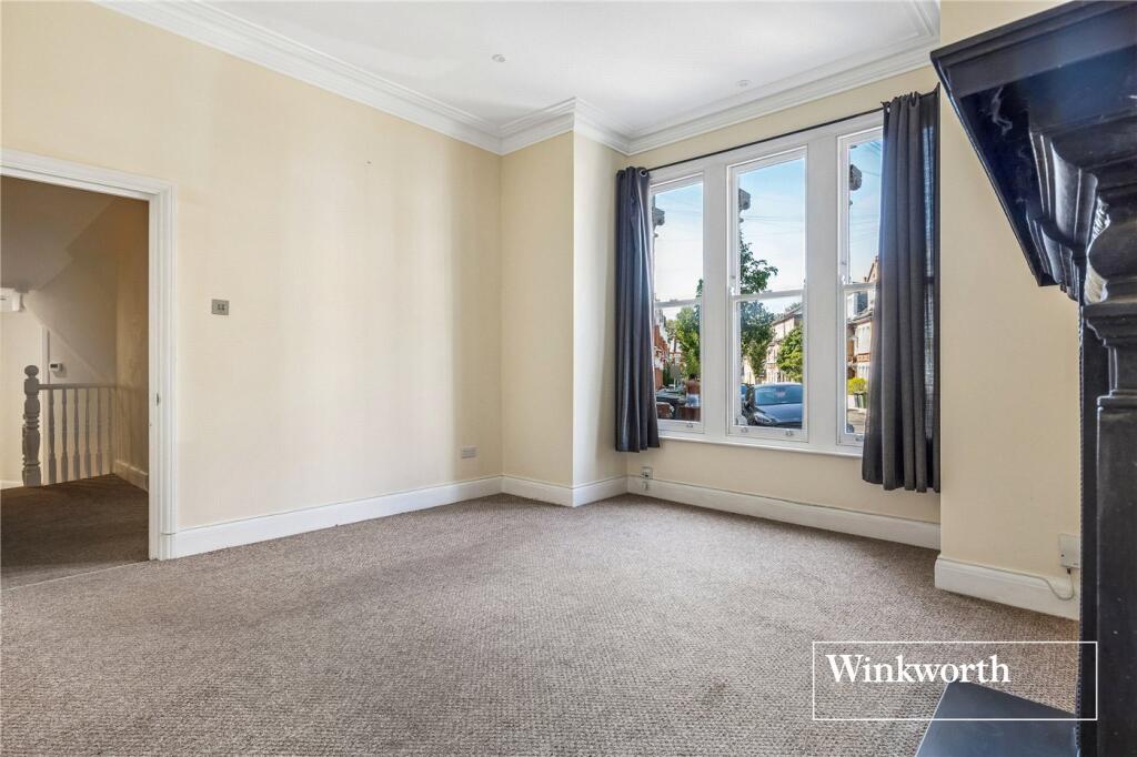2 bed Apartment for rent in London. From Winkworth - Kennington Sales 2 bed Apartment for rent in London. From Winkworth - Kennington Sales