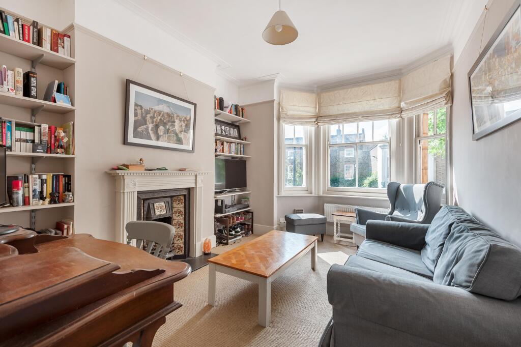 2 bed Apartment for rent in Westminster. From Winkworth - Kennington Sales