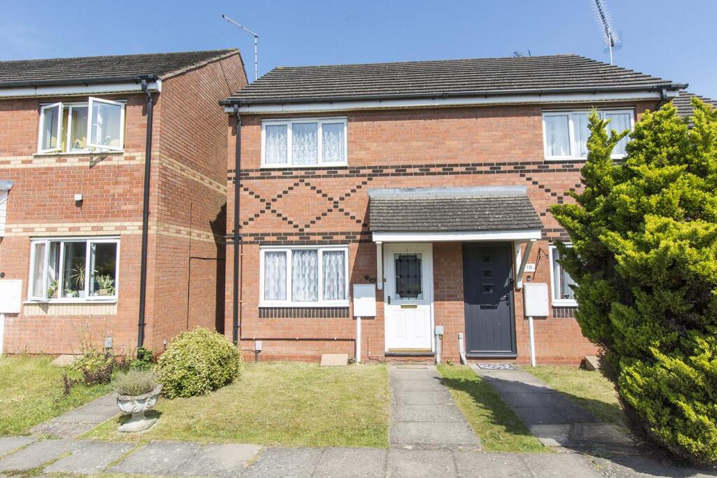 2 bed Semi Detached for rent in Rugby. From Adams & Jones Estate Agents - Lutterworth 2 bed Semi Detached for rent in Rugby. From Adams & Jones Estate Agents - Lutterworth