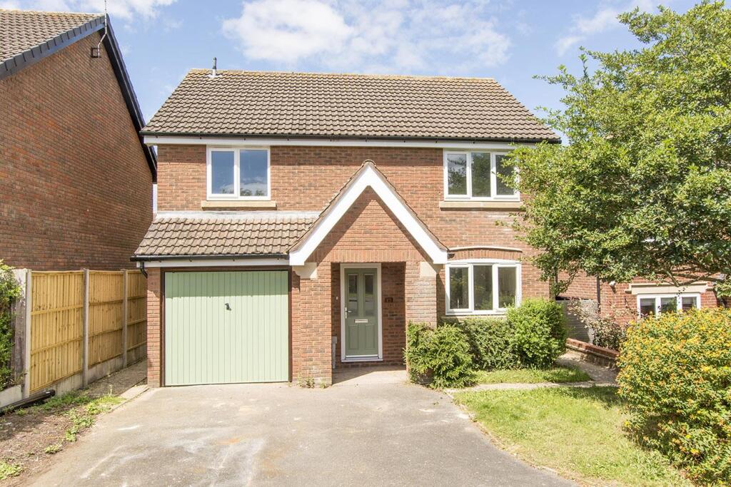 4 bed Detached for rent in Market Harborough. From Adams & Jones Estate Agents - Market Harborough