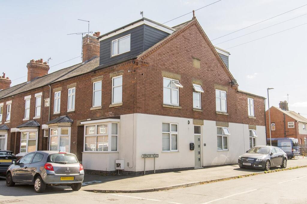 1 bed 1st Floor Flat for rent in Lutterworth. From Adams & Jones Estate Agents - Market Harborough 1 bed 1st Floor Flat for rent in Lutterworth. From Adams & Jones Estate Agents - Market Harborough