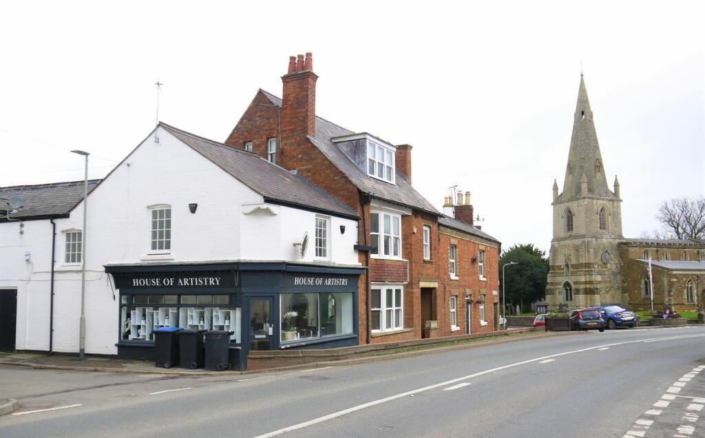 2 bed Apartment for rent in Lutterworth. From Adams & Jones Estate Agents - Market Harborough 2 bed Apartment for rent in Lutterworth. From Adams & Jones Estate Agents - Market Harborough
