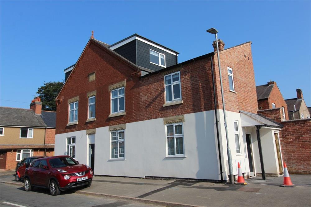 1 bed 1st Floor Flat for rent in Lutterworth. From Adams & Jones Estate Agents - Market Harborough