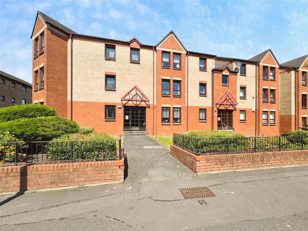 1 bed 1st Floor Flat for rent in Kirkintilloch. From Clydebank Estate Agents - Clydebank 1 bed 1st Floor Flat for rent in Kirkintilloch. From Clydebank Estate Agents - Clydebank