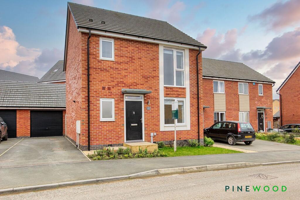3 bed Detached for rent in Clay Cross. From Pinewood Properties - Chesterfield