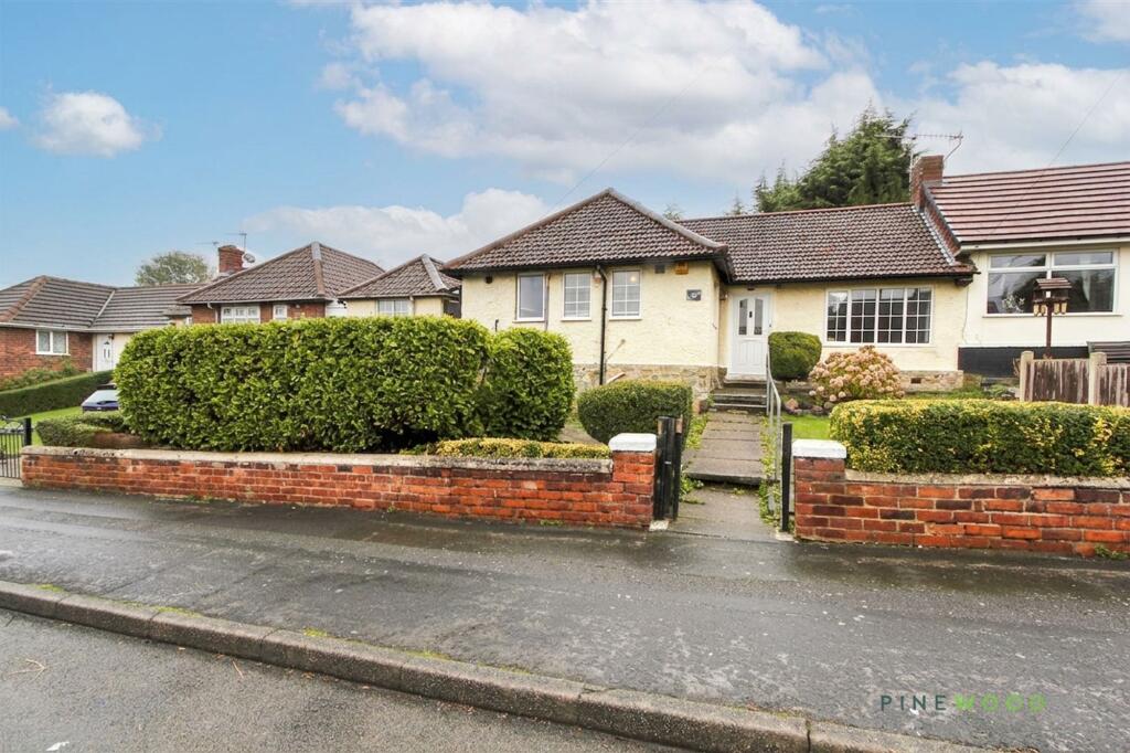 2 bed Semi-detached bungalow for rent in Brimington. From Pinewood Properties - Chesterfield