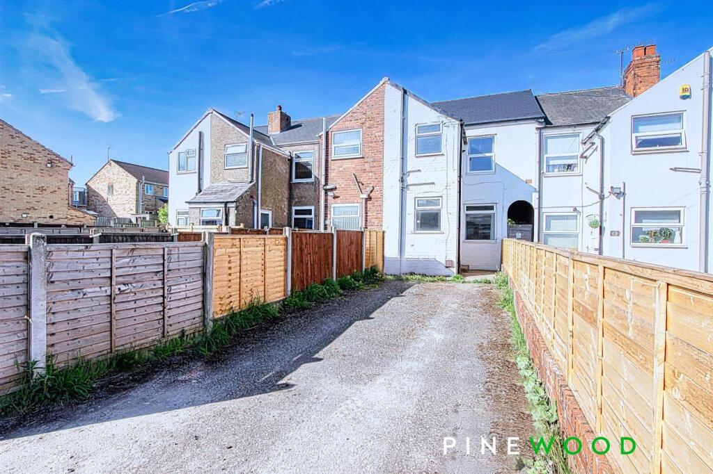 3 bed Mid Terraced House for rent in Grassmoor. From Pinewood Properties - Chesterfield 3 bed Mid Terraced House for rent in Grassmoor. From Pinewood Properties - Chesterfield
