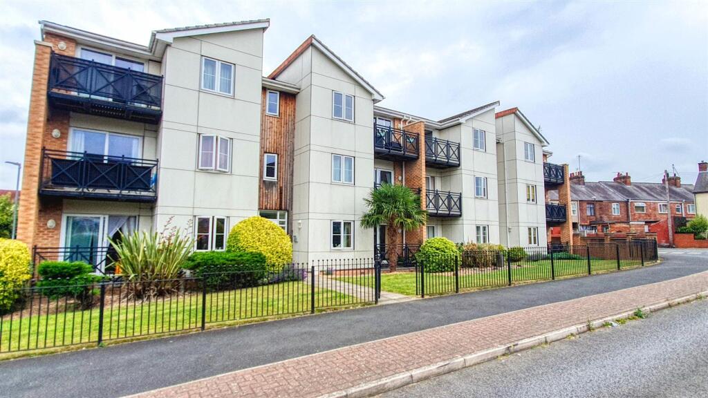 1 bed Apartment for rent in Chesterfield. From Pinewood Properties - Chesterfield