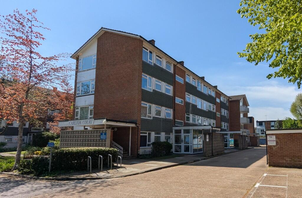 4 bed Studio for rent in Southampton. From Blue Bubble Lettings - Southampton