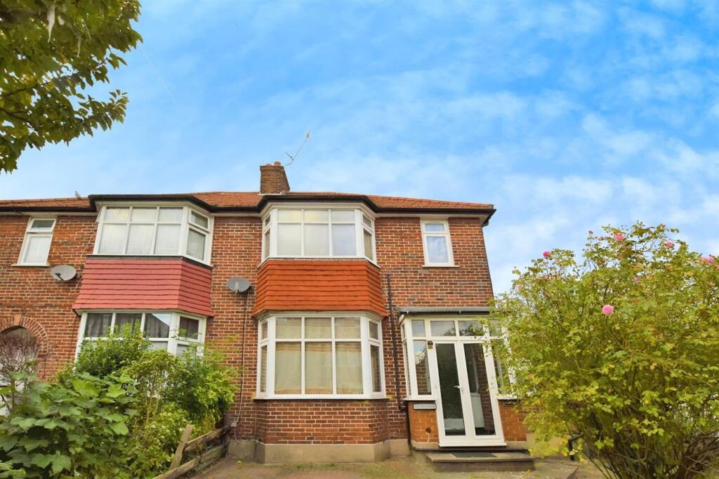 0 bed House Share for rent in Hendon. From Squires Estates