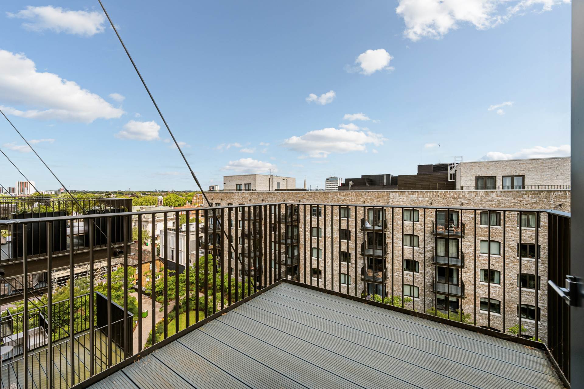 0 bed Apartment for rent in Brentford. From Xavi & Co 0 bed Apartment for rent in Brentford. From Xavi & Co