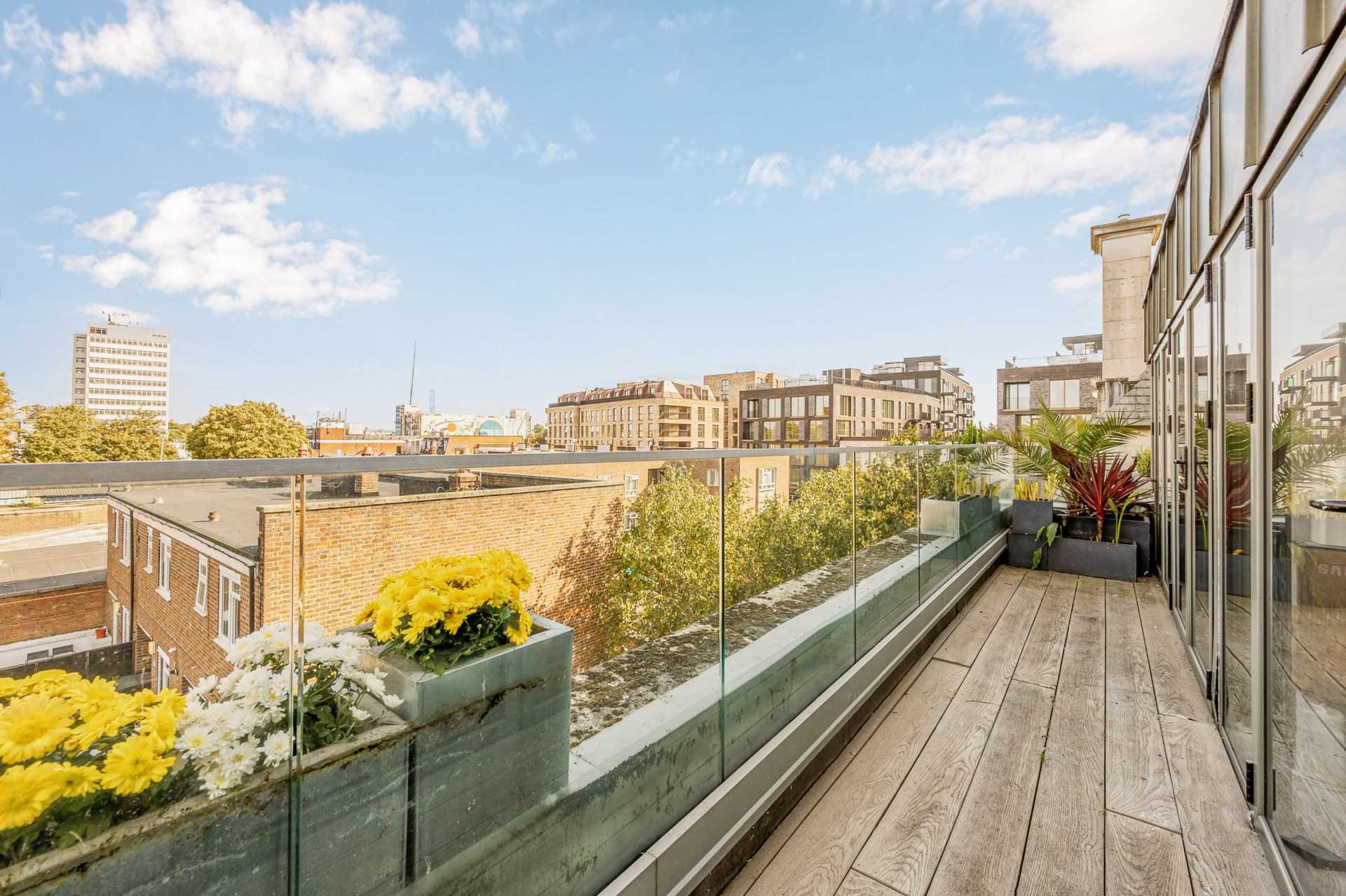 1 bed Apartment for rent in Brentford. From Xavi & Co 1 bed Apartment for rent in Brentford. From Xavi & Co