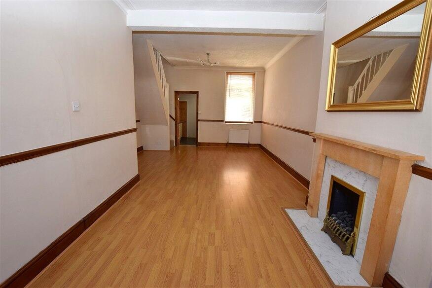 2 bed Detached for rent in East Ham. From David Daniels - Stratford