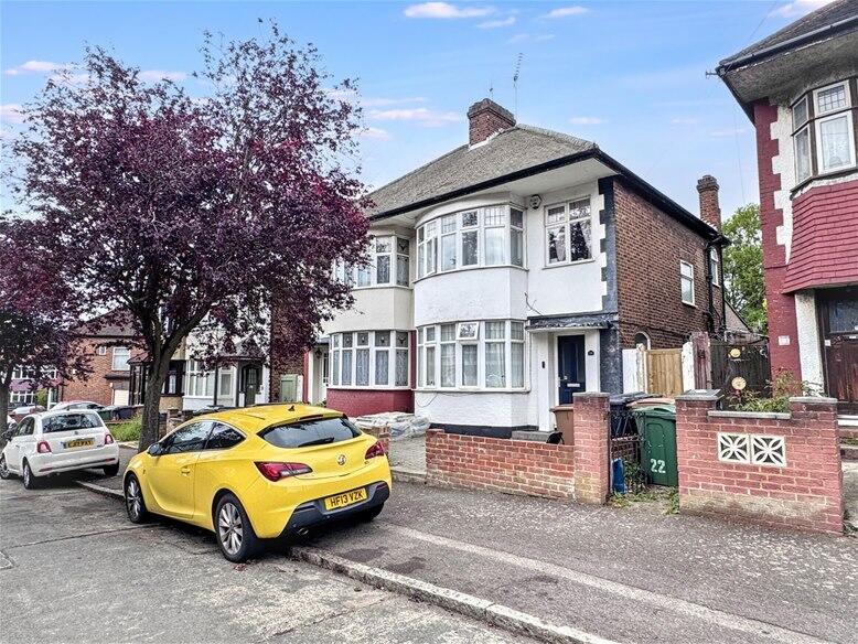 3 bed Detached for rent in Walthamstow. From David Daniels - Stratford 3 bed Detached for rent in Walthamstow. From David Daniels - Stratford