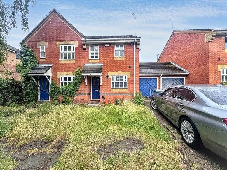 2 bed Detached for rent in East Ham. From David Daniels - Stratford