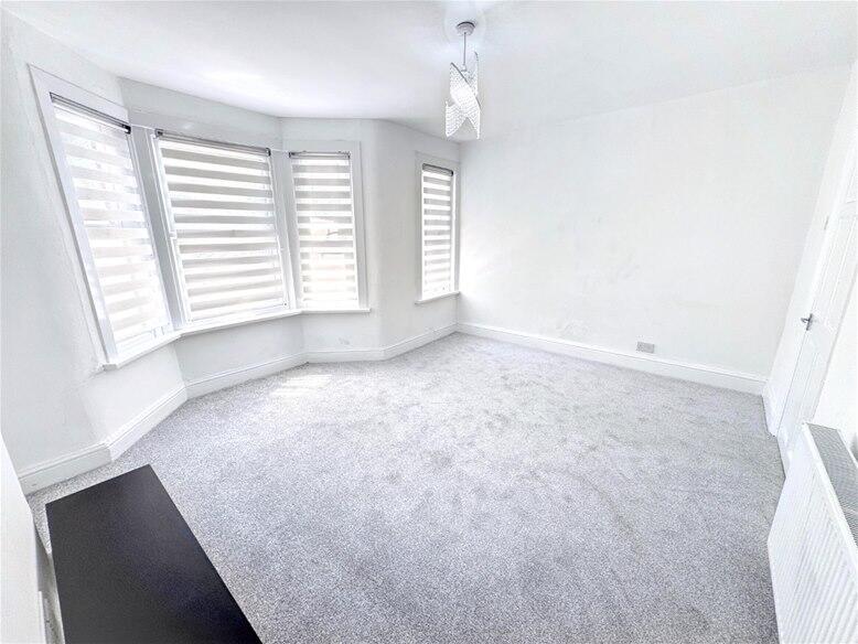1 bed 1st Floor Flat for rent in West Ham. From David Daniels - Stratford