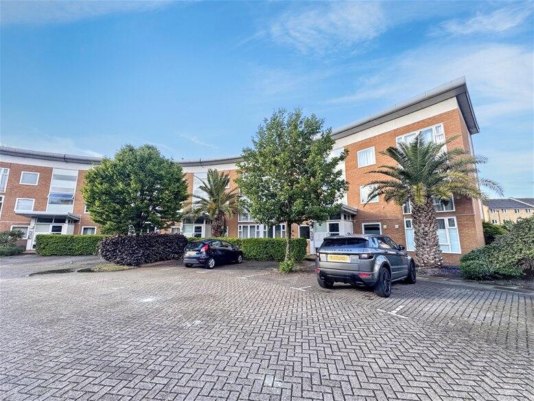 1 bed 1st Floor Flat for rent in Woolwich. From David Daniels - Stratford
