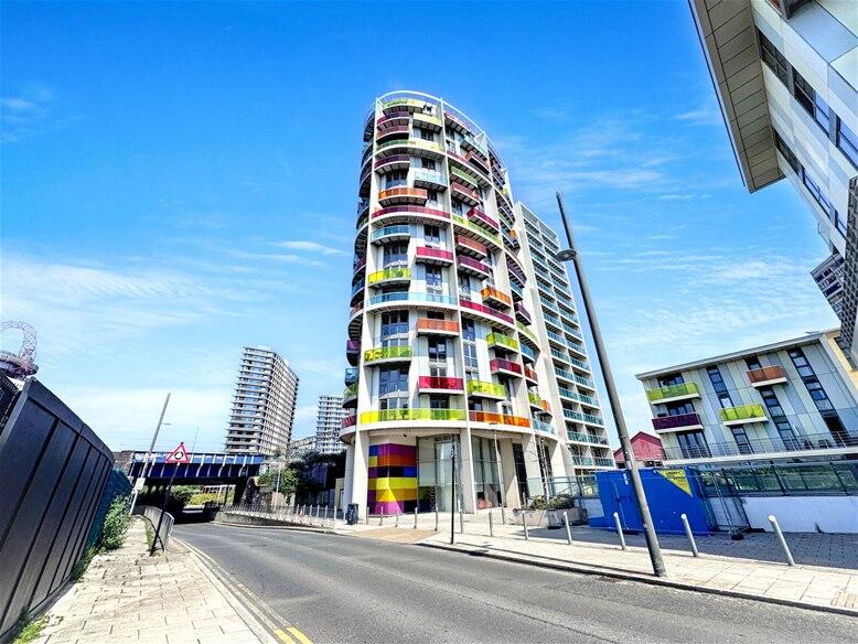 1 bed 1st Floor Flat for rent in Stratford. From David Daniels - Stratford