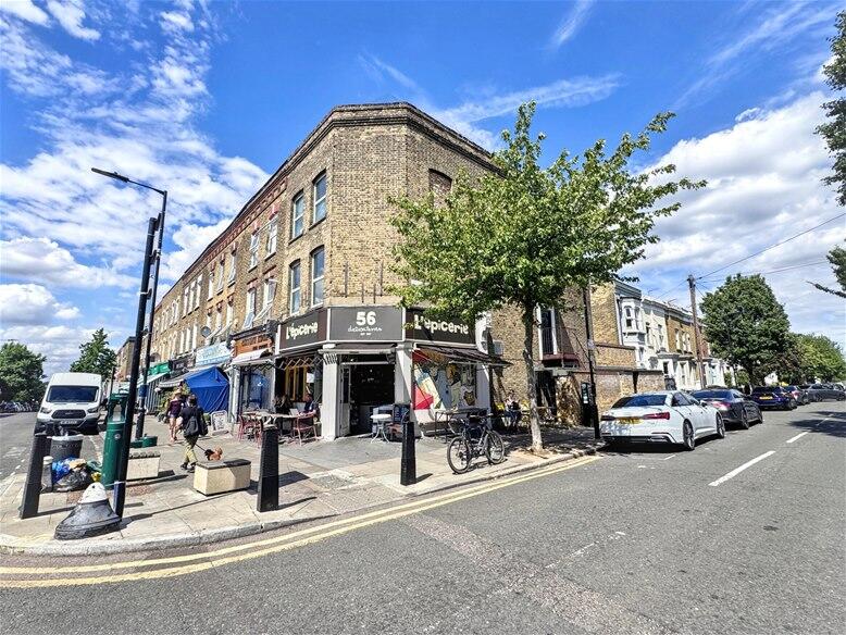 3 bed 1st Floor Flat for rent in Hackney. From David Daniels - Stratford