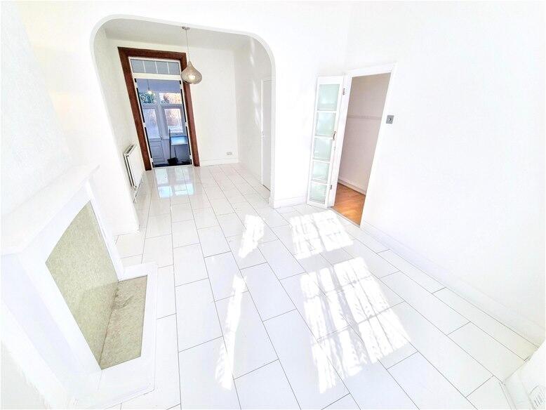 2 bed Detached for rent in Leyton. From David Daniels - Stratford