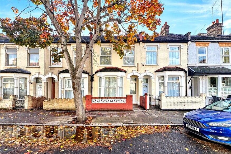 2 bed Detached for rent in East Ham. From David Daniels - Stratford 2 bed Detached for rent in East Ham. From David Daniels - Stratford