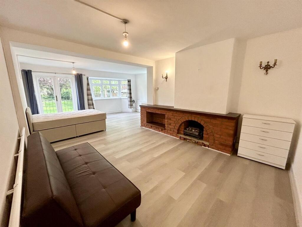 1 bed House Share for rent in Foster Street. From Kings Group - Harlow - Lettings