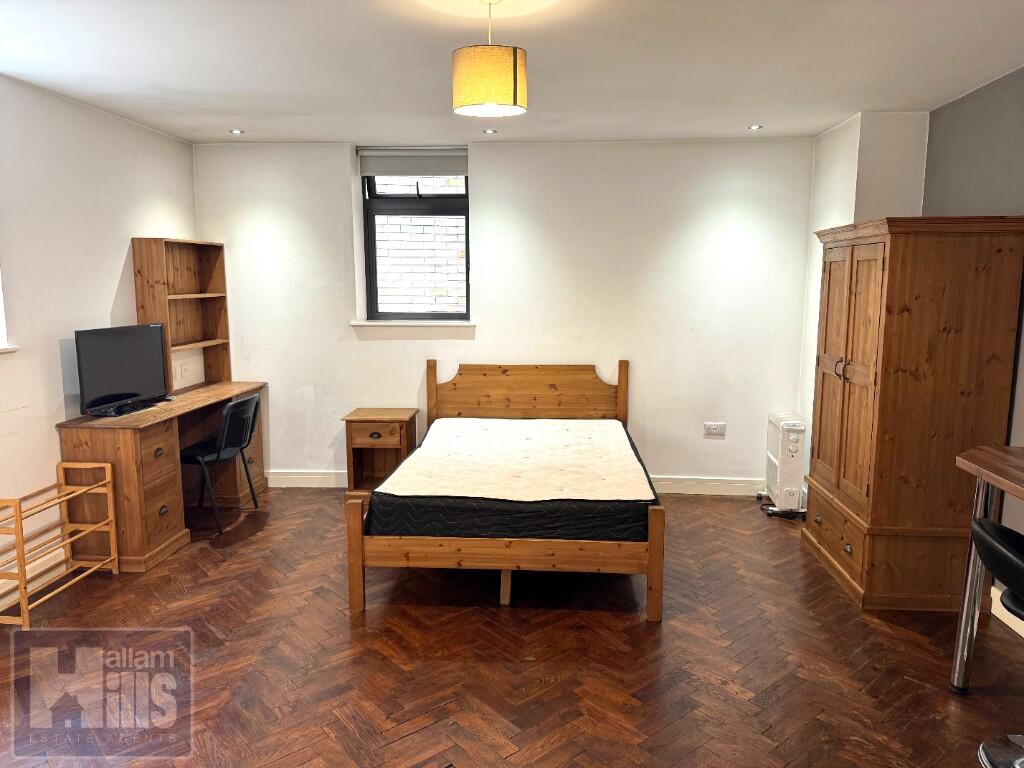 4 bed Studio for rent in Sheffield. From Hallam Hills ltd - Sheffield 4 bed Studio for rent in Sheffield. From Hallam Hills ltd - Sheffield