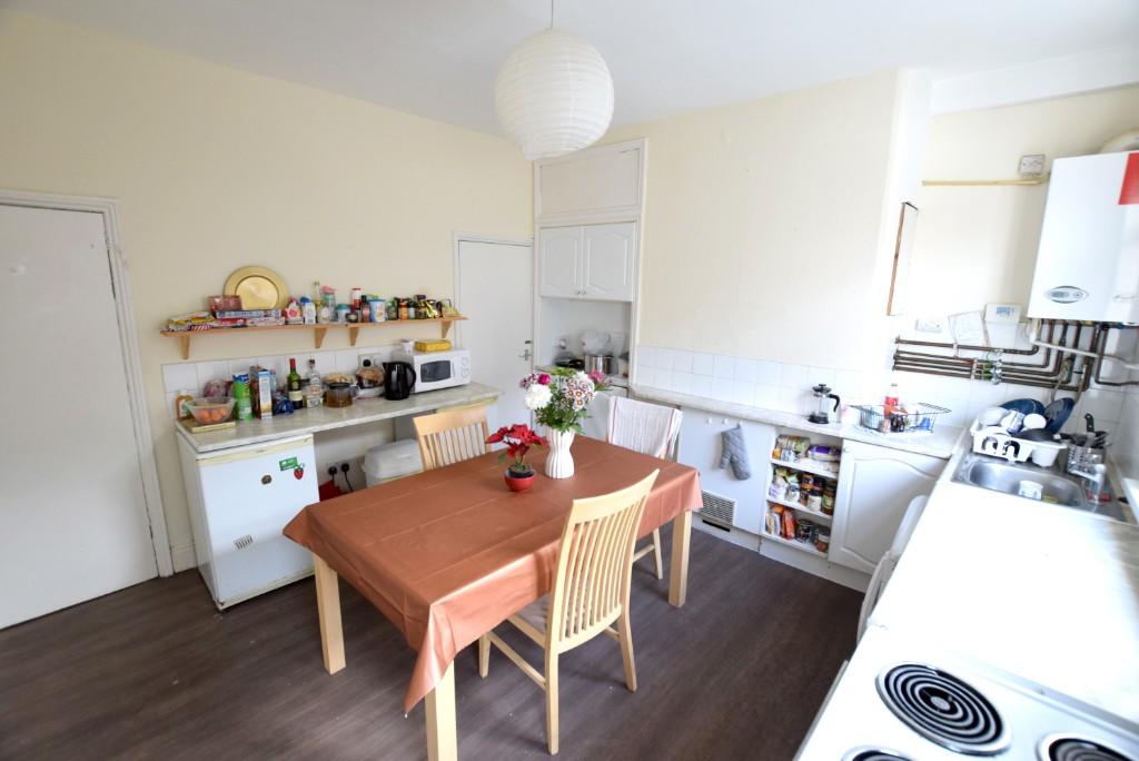 2 bed Mid Terraced House for rent in Sheffield. From Hallam Hills ltd - Sheffield 2 bed Mid Terraced House for rent in Sheffield. From Hallam Hills ltd - Sheffield