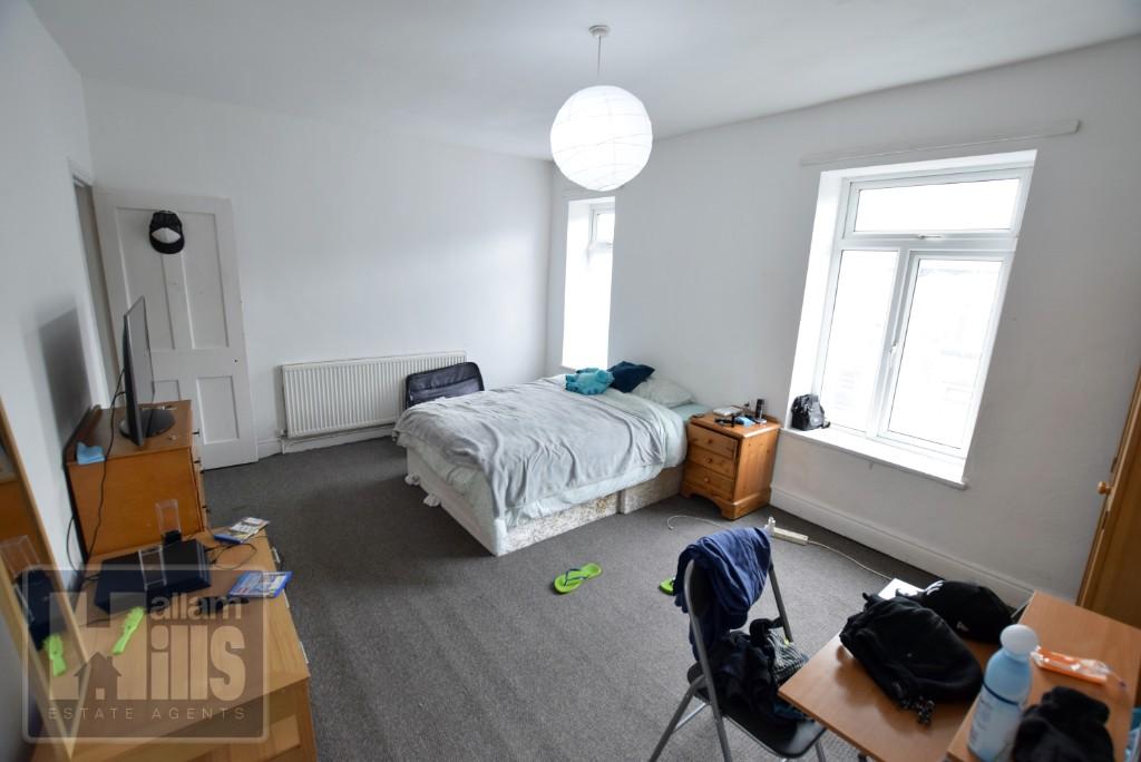 3 bed Mid Terraced House for rent in Sheffield. From Hallam Hills ltd - Sheffield 3 bed Mid Terraced House for rent in Sheffield. From Hallam Hills ltd - Sheffield