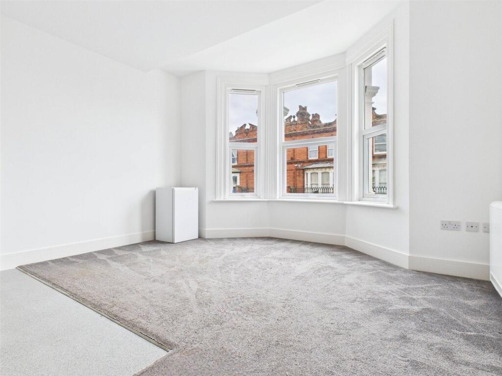 0 bed Studio for rent in Worthing. From Harringtons Lettings - Hove