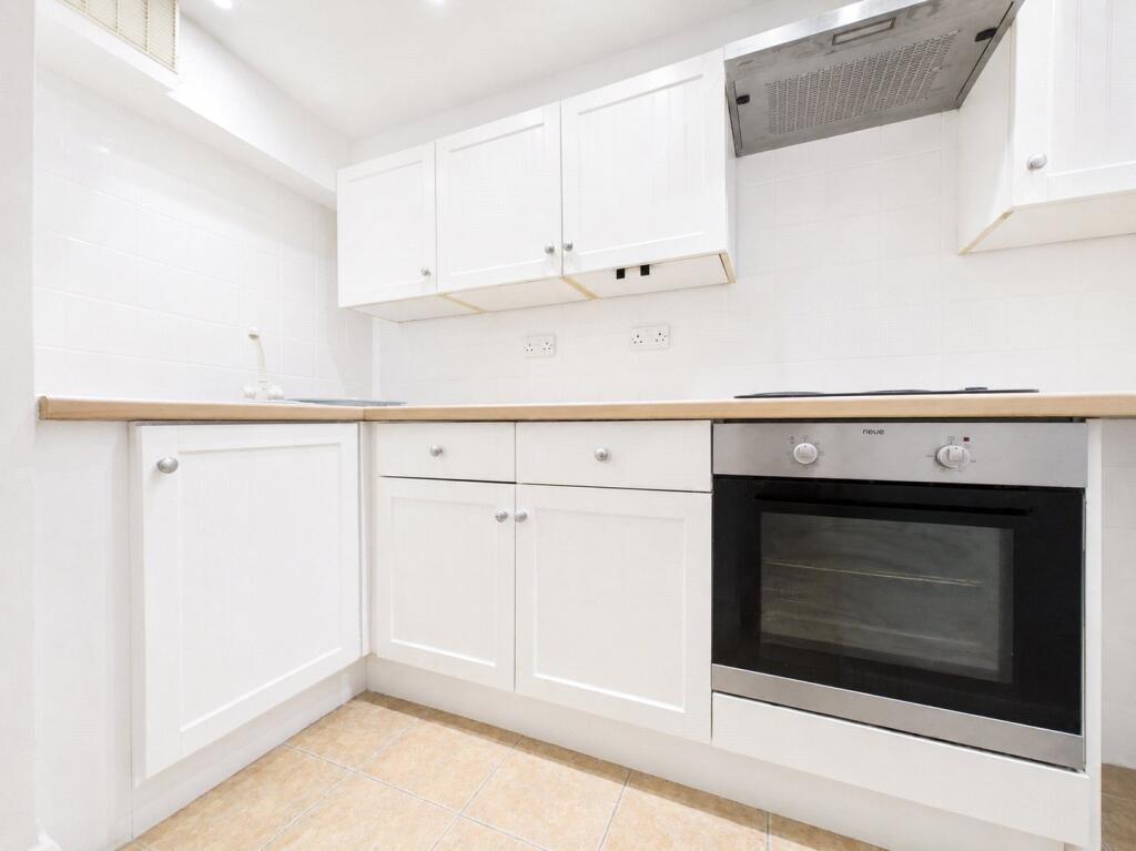 2 bed Apartment for rent in Ovingdean. From Harringtons Lettings - Hove 2 bed Apartment for rent in Ovingdean. From Harringtons Lettings - Hove
