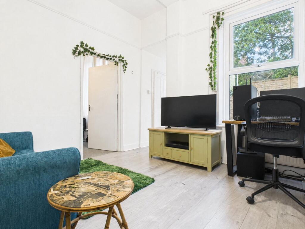 1 bed Apartment for rent in Brighton and Hove. From Harringtons Lettings - Hove