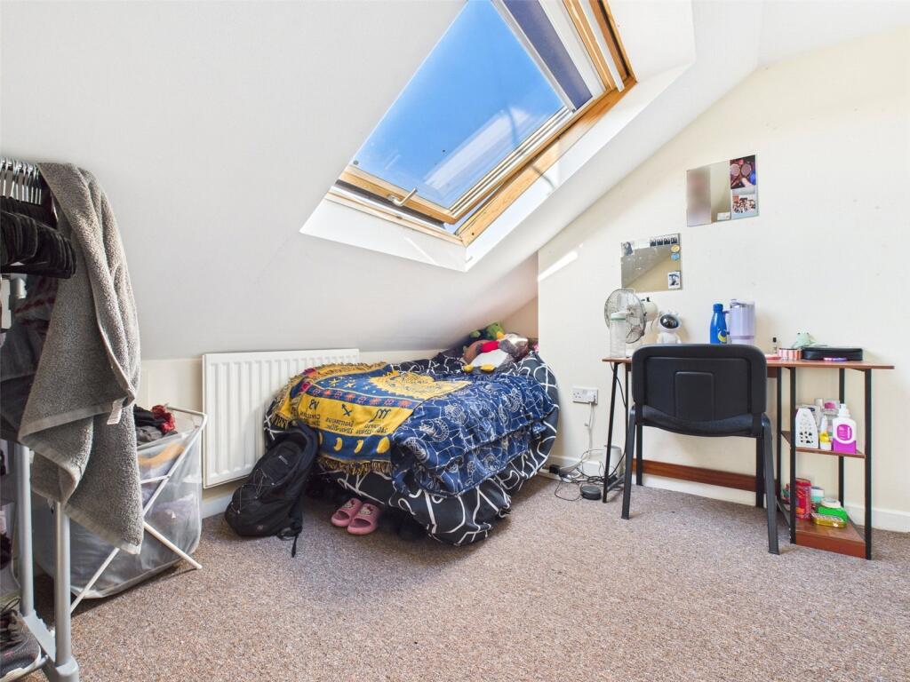 1 bed Mid Terraced House for rent in Brighton and Hove. From Harringtons Lettings - Hove 1 bed Mid Terraced House for rent in Brighton and Hove. From Harringtons Lettings - Hove