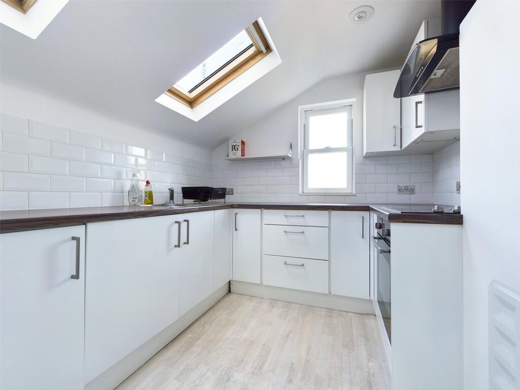 1 bed Apartment for rent in Brighton and Hove. From Harringtons Lettings - Hove