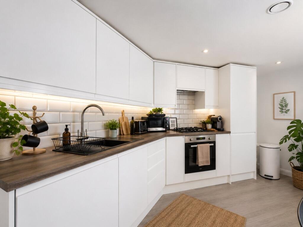 1 bed Apartment for rent in West Kingston. From Harringtons Lettings - Hove