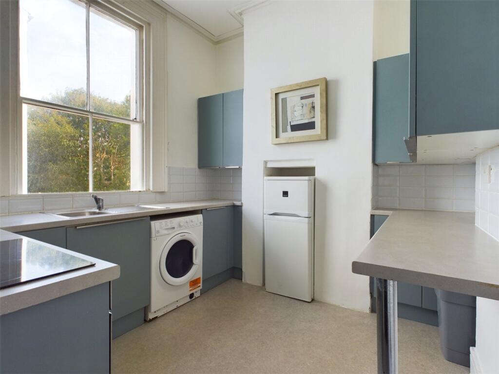 2 bed Apartment for rent in Brighton and Hove. From Harringtons Lettings - Hove 2 bed Apartment for rent in Brighton and Hove. From Harringtons Lettings - Hove