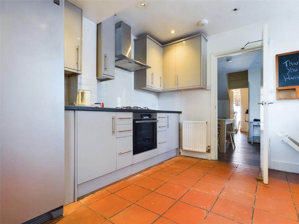 6 bed Detached for rent in Ovingdean. From Harringtons Lettings - Hove 6 bed Detached for rent in Ovingdean. From Harringtons Lettings - Hove