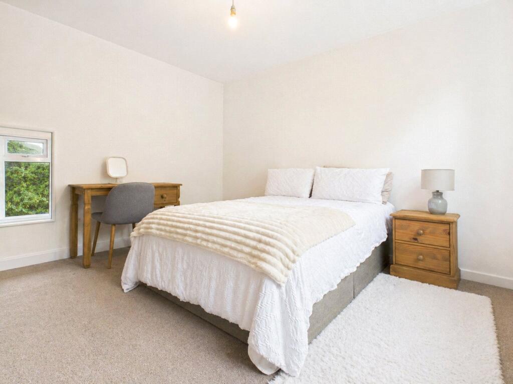 4 bed Semi Detached for rent in Ovingdean. From Harringtons Lettings - Hove 4 bed Semi Detached for rent in Ovingdean. From Harringtons Lettings - Hove