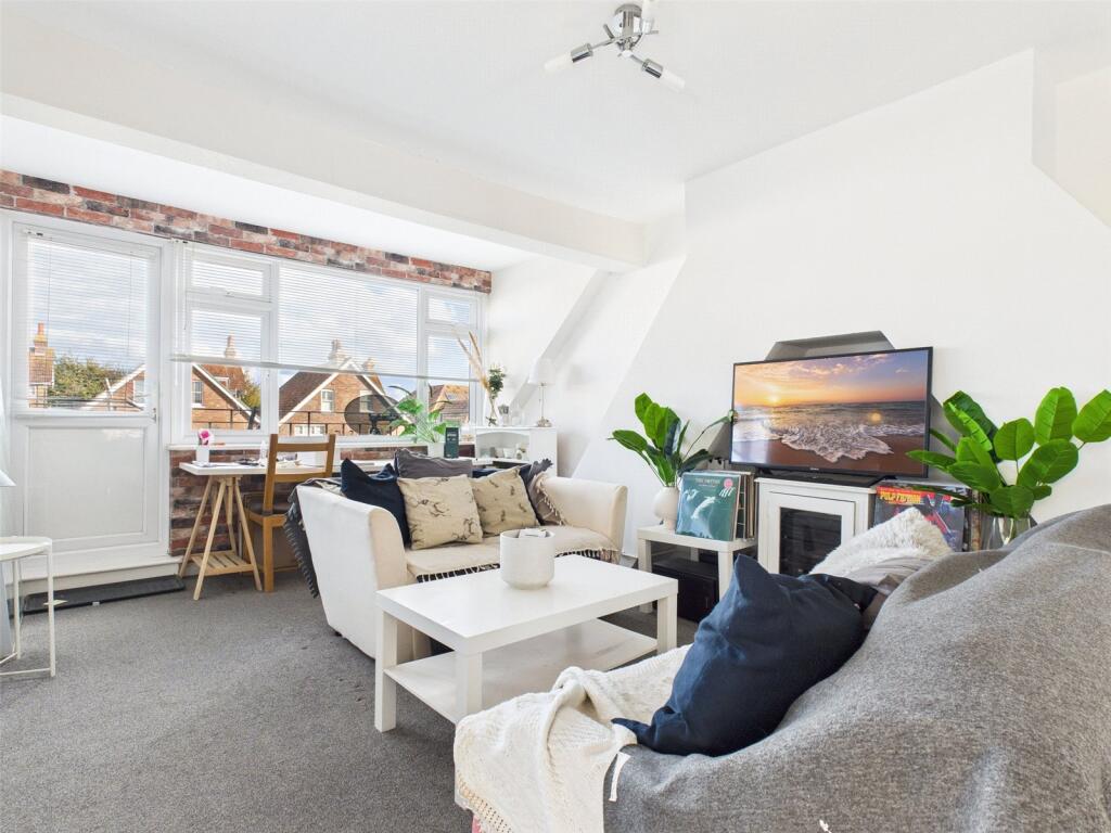 1 bed Apartment for rent in Portslade-by-Sea. From Harringtons Lettings - Hove
