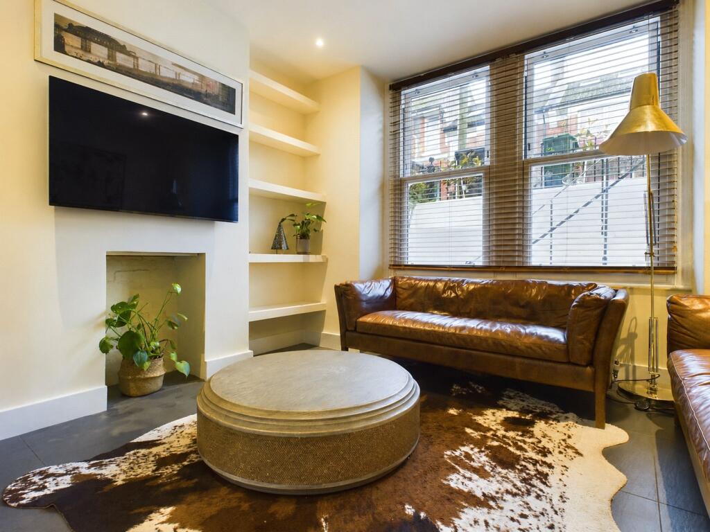 4 bed Mid Terraced House for rent in Ovingdean. From Harringtons Lettings - Hove