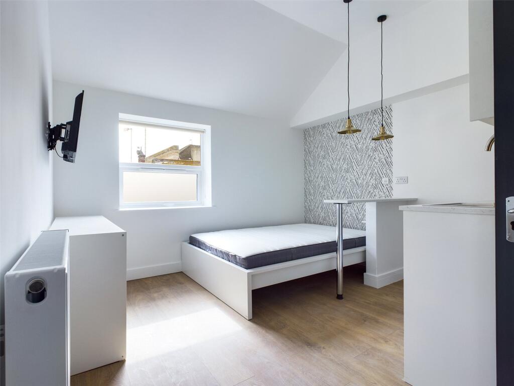 0 bed Apartment for rent in Brighton and Hove. From Harringtons Lettings - Hove