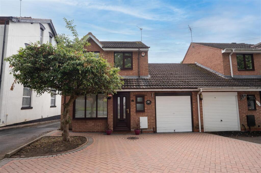 3 bed Not Specified for rent in Solihull. From Partridge Homes - Solihull