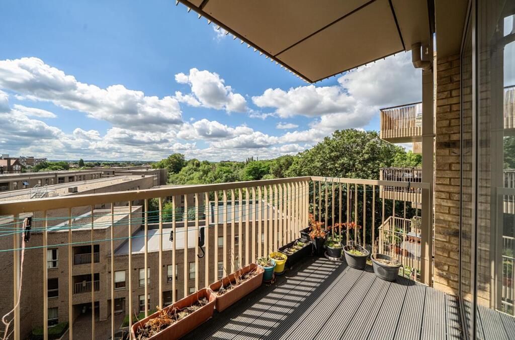 1 bed Apartment for rent in Catford. From Hunters - Catford 1 bed Apartment for rent in Catford. From Hunters - Catford