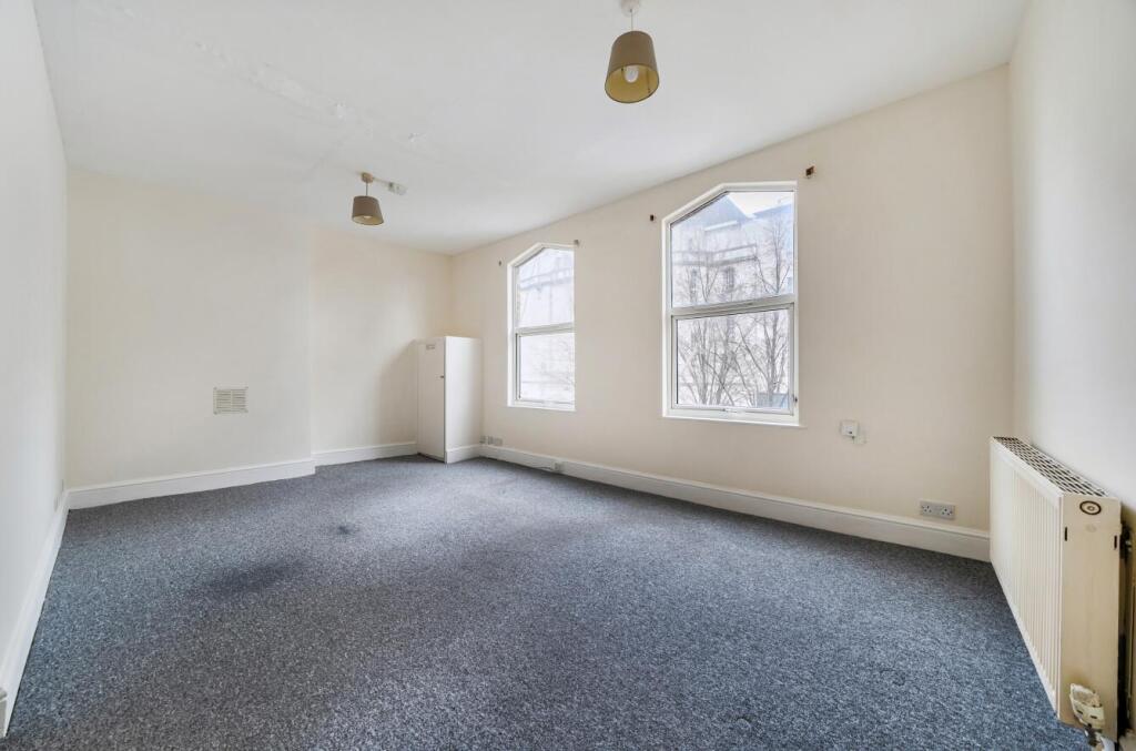 1 bed 1st Floor Flat for rent in Catford. From Hunters - Catford 1 bed 1st Floor Flat for rent in Catford. From Hunters - Catford