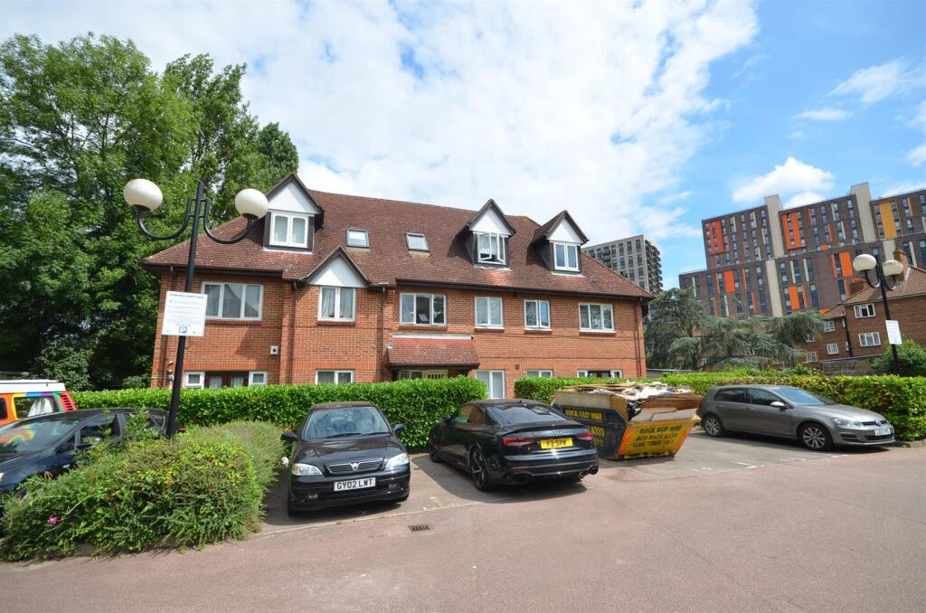 2 bed 1st Floor Flat for rent in Wembley. From Hunters - Harrow