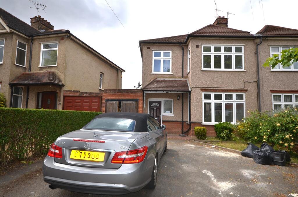 3 bed Semi Detached for rent in Harrow. From Hunters - Harrow 3 bed Semi Detached for rent in Harrow. From Hunters - Harrow