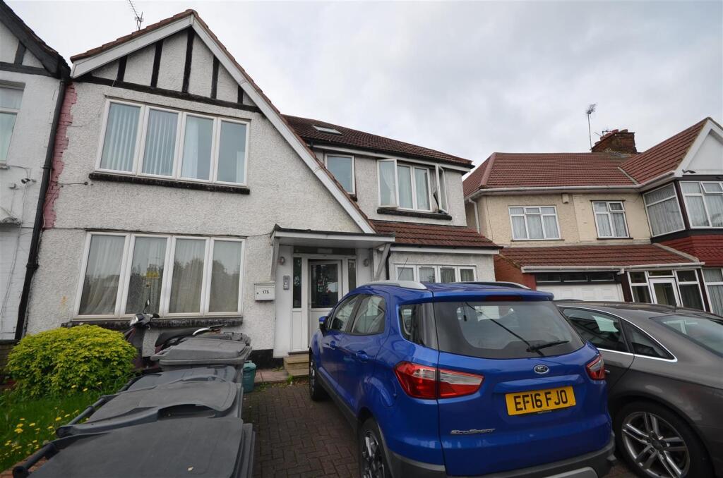 2 bed 1st Floor Flat for rent in Wembley. From Hunters - Harrow